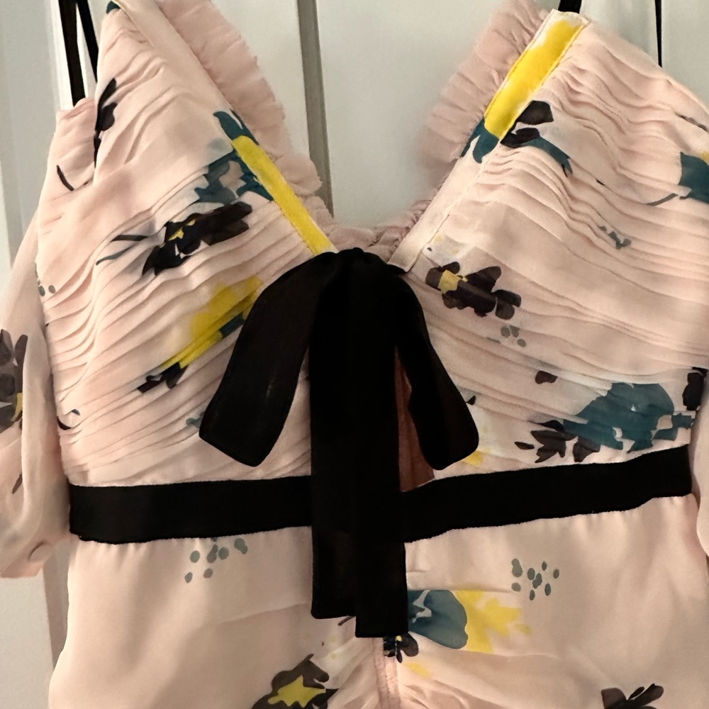 Floral Print Dress with Black Accents - Picture 6 of 10